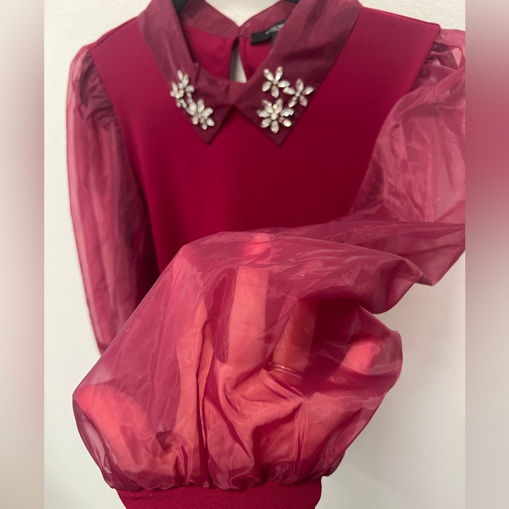 Marc New York - Deep Red Blouse with Jewel Collar - Sheer Sleeves - Size L - Picture 3 of 4